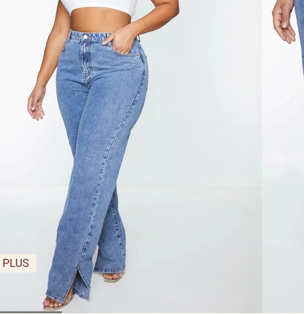 Pretty little thing Plus Split Wide Leg Jeans